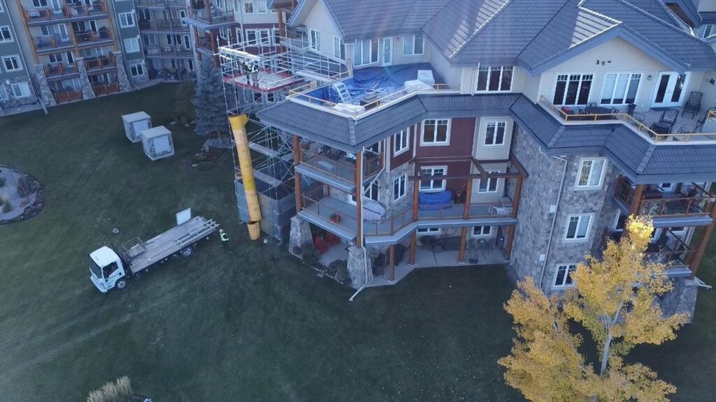 Evergreen Elevation Photo 3